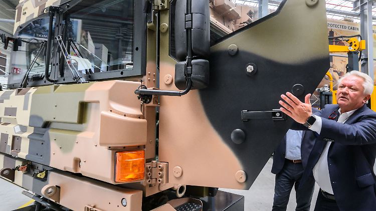 Rheinmetall-Chef Armin Papperger will schon bald direkt in der Ukraine produzieren.