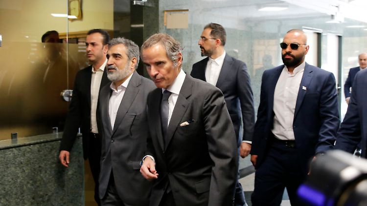 IAEA-Chef Grossi macht sich im Iran ein Bild von der Lage.