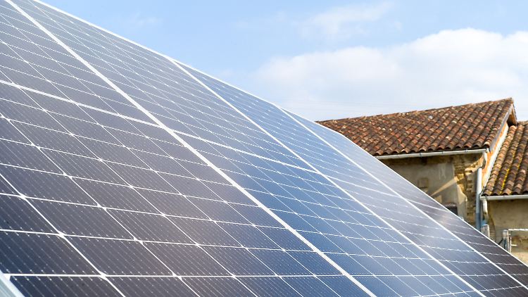 Über strategisch wichtige Energieprojekte, solle künftig europaweit innerhalb von einem Jahr entschieden werden, so die Kommission.