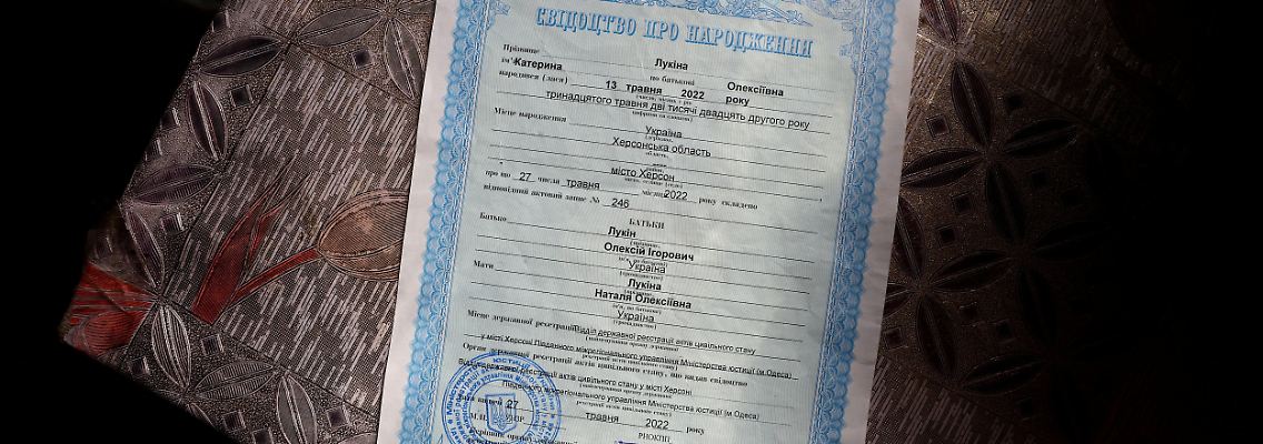 2023-03-03T110412Z_1395312299_RC20HZ9XABM9_RTRMADP_3_UKRAINE-CRISIS-KHERSON-BABIES.JPG