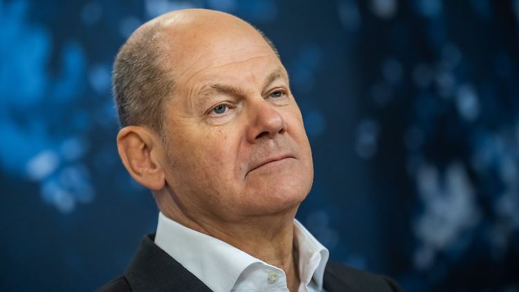 Bundeskanzler Olaf Scholz sieht die Europäische Kommission in der Verantwortung, einen Vorschlag zum Einsatz von E-Fuels nach 2035 zu machen.