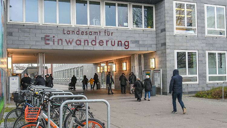 Gerade in Berlin sind die Herkunftsländer vieler Ausreisepflichtiger ungewiss.
