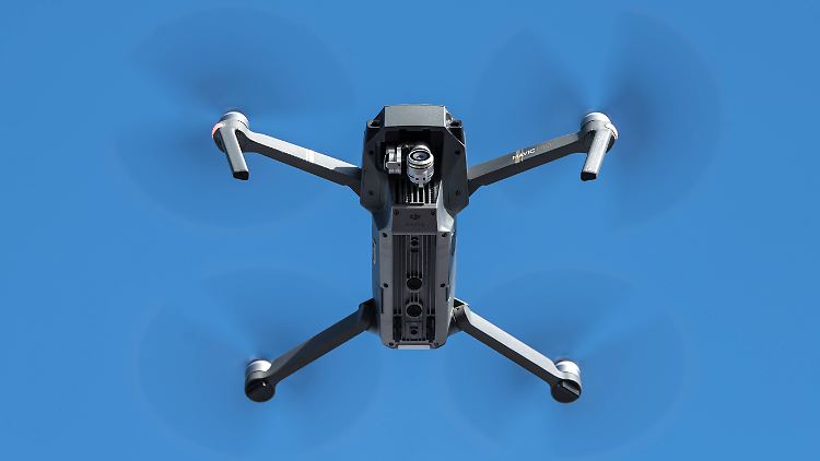DJI-Drohnen haben eine Preisspanne zwischen einigen Hundert bis zu mehreren Tausend Euro.