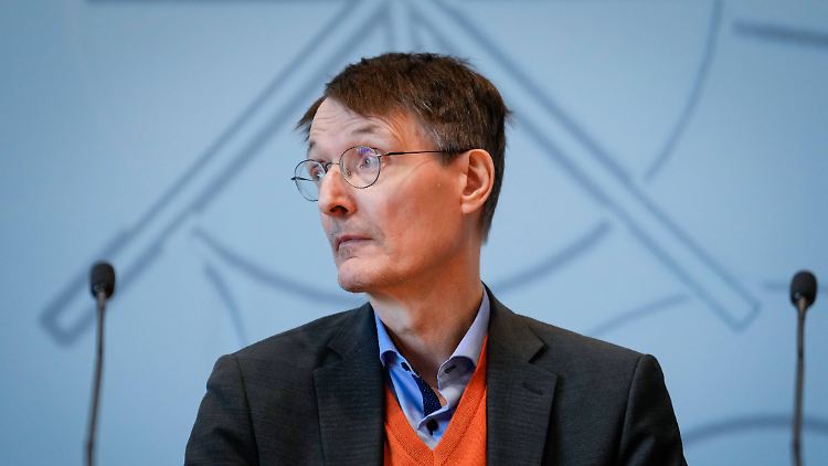 Lauterbach wirbt weiter für seine Pflegereform, auch wenn es viel Kritik gibt.