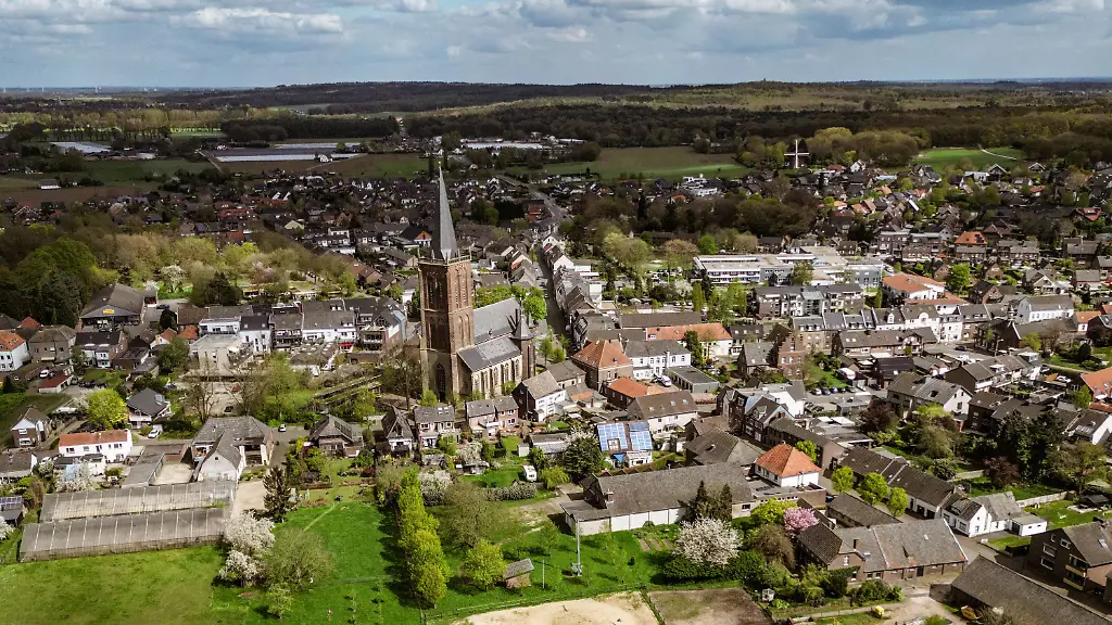 39e2b077fffad3fe944a745a8f089f40