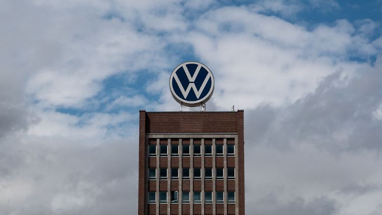 Das Batteriezellwerk soll für die neue Marke Scout im US-Bundesstaat South Carolina dem Konzern helfen, mit E-Autos den wichtigen Markt in Nordamerika zu erobern. 