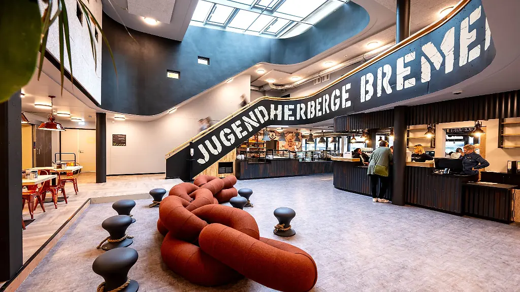 Die-Eingangshalle-der-Bremer-Jugendherberge