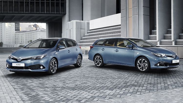 Die zweite Auris-Generation wurde als fünftüriges Schrägheck und Kombi angeboten.