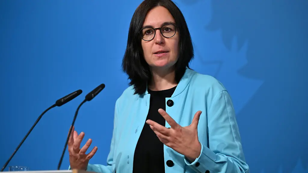 Marion-Reiser-wissenschaftliche-Leiterin-des-Thueringen-Monitors