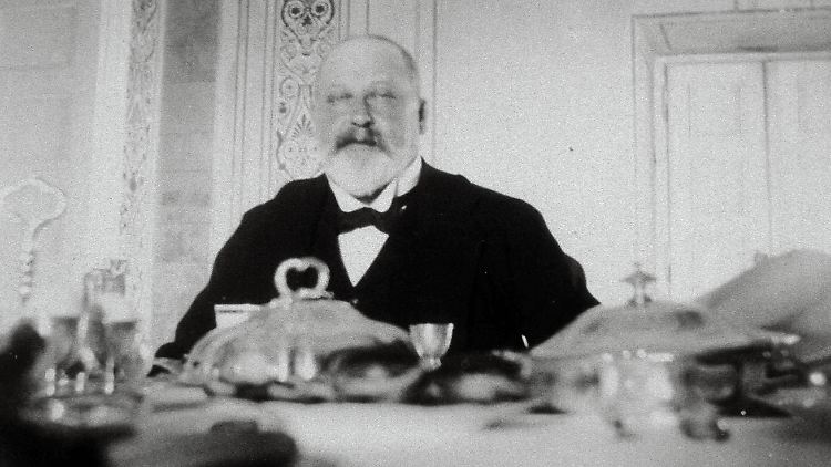 Edward, eindeutig ein Genussmensch, 1863 in Windsor Castle. 