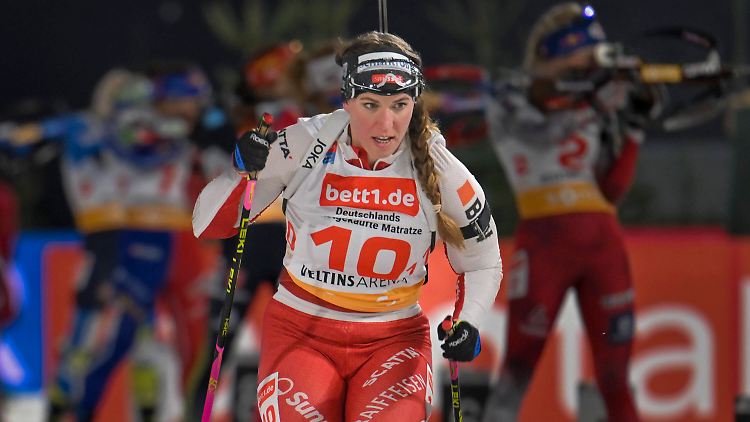 "Ich habe versucht, schnell viel Gewicht zu verlieren und mich dazu gezwungen, tagelang fast gar nichts zu essen", sagt Lena Häcki-Groß.