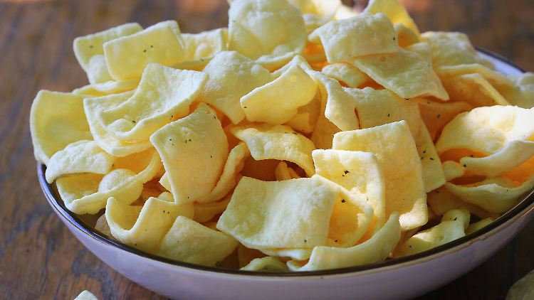 Im Vergleich zu Chips oder Snacks aus Kartoffeln sollen die Hülsenfrüchte-Chips – je nach Produkt – zwischen 30 und 55 Prozent weniger Fett haben. 