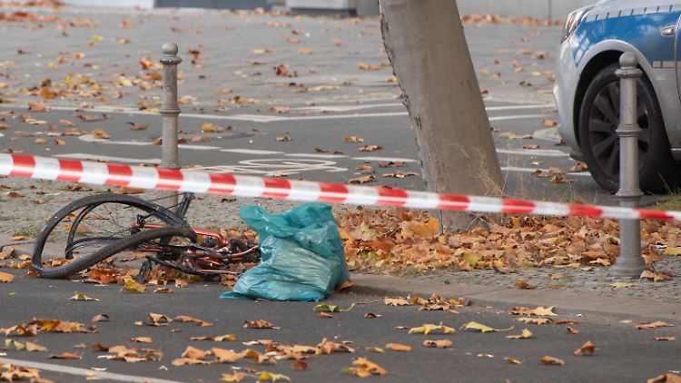 Der tragische Unfall löste eine Diskussion über Blockaden von Klimaaktivisten aus.