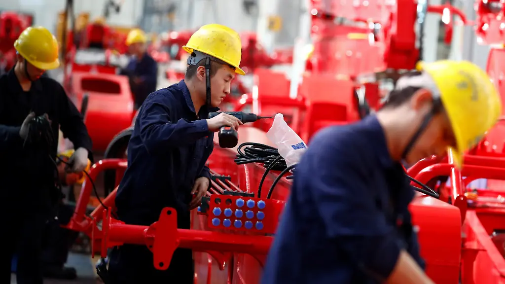 2019-10-19T142823Z-1477580670-RC1B54073460-RTRMADP-3-CHINA-ECONOMY