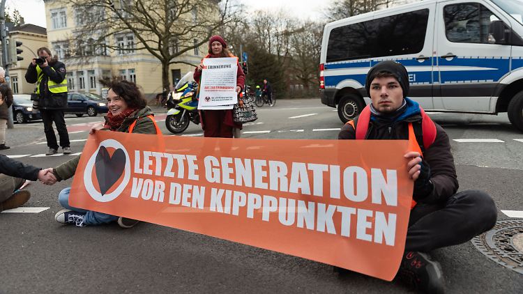 Die "Letzte Generation" schreibt mit ihren Aktionen regelmäßig Schlagzeilen.