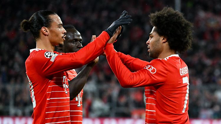 Nagelsmann weiß, was er an Sané und Gnabry hat.