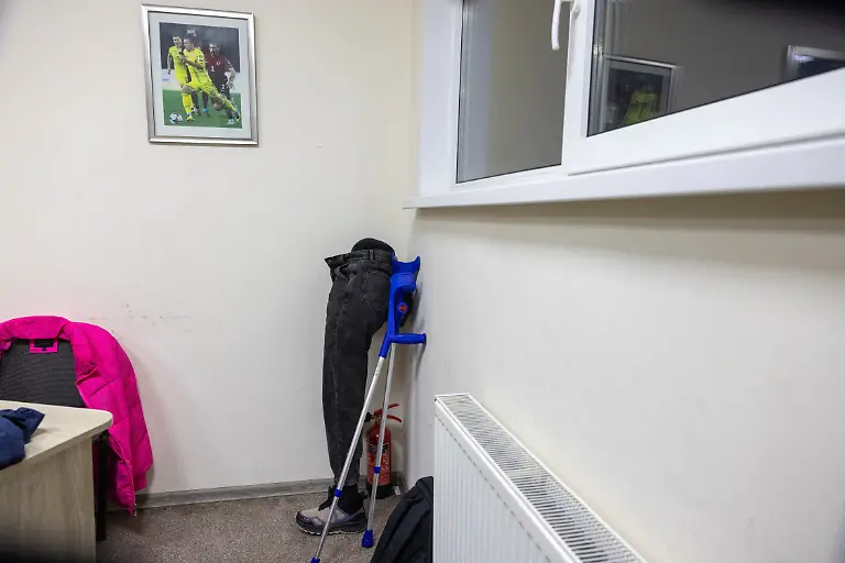 2024-04-11T080052Z-1156501149-RC2IK5A0ITVR-RTRMADP-3-UKRAINE-CRISIS-AMPUTEES-FUTURE