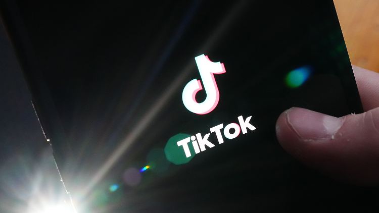 Hinter Tiktok steht das chinesische Unternehmen Bytedance.
