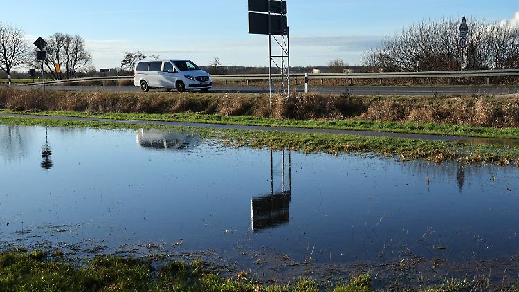 Von Wasserüberschuss bis Dürre: Die Niederschlagsmengen in Deutschland sind sehr ungleich verteilt. 