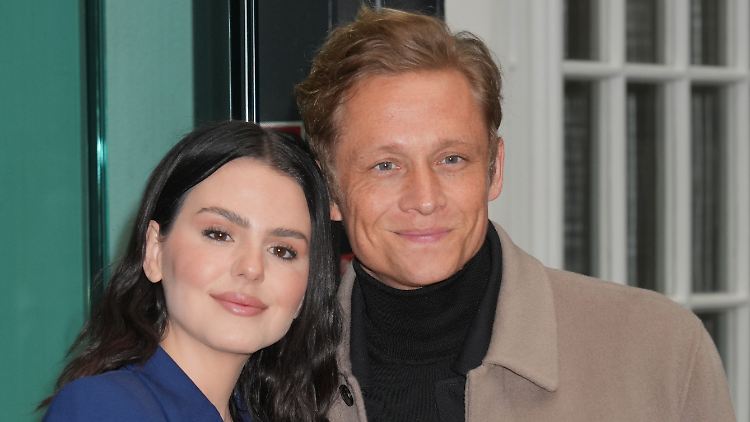 Seit 2019 sind Ruby O. Fee und Matthias Schweighöfer offiziell ein Paar. 