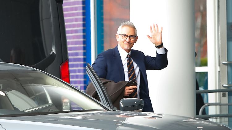 Gary Lineker kommt am King Power Stadium in Leicester an. 
