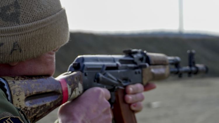 Die Männer müssten mit Maschinengewehren gegen Panzer kämpfen, lautet ein Vorwurf der russischen Soldaten.