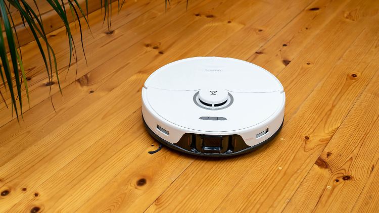 Der Roborock S8 Pro Ultra findet per LIDAR-Navigation seinen Weg.