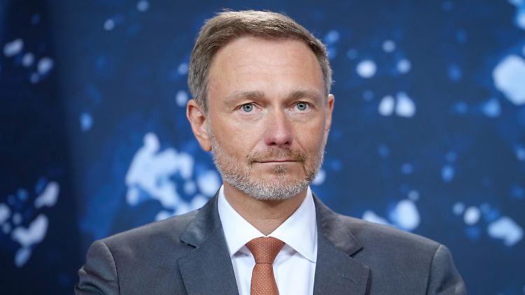 Bundesfinanzminister Christian Lindner sieht seine Ministerkollegen beim Haushaltsstreit im Zugzwang.