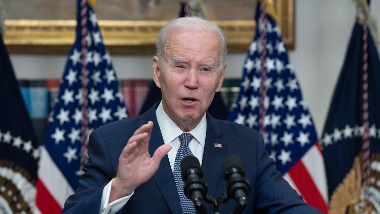 "Ihre Einlagen werden da sein, wenn Sie sie brauchen", beruhigt Biden die US-Bürger.