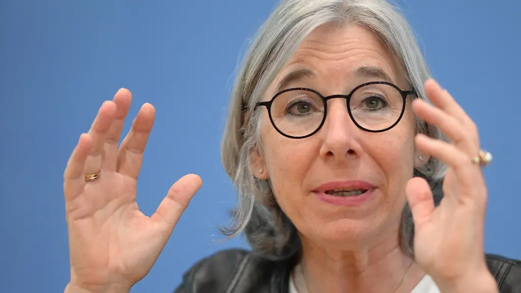 Gabriele-Regina-Overwiening-Praesidentin-der-Bundesvereinigung-Deutscher-Apothekerverbaende