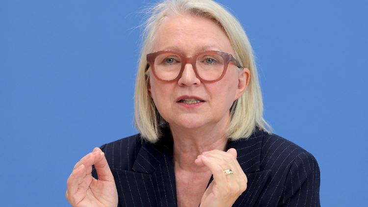 Mit Blick auf das Ringen in der Koalition um den Haushalt sagte Monika Schnitzer, es sei doch "ganz normal, dass jeder hohen Bedarf anmeldet".
