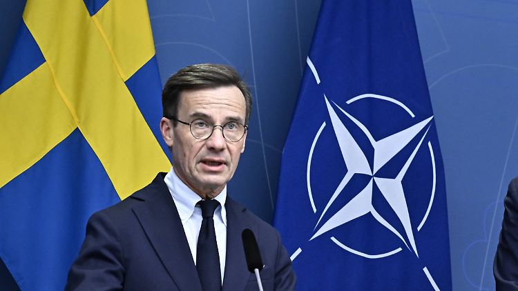 Ministerpräsident Ulf Kristersson sieht sein Land noch in der NATO-Warteschleife.