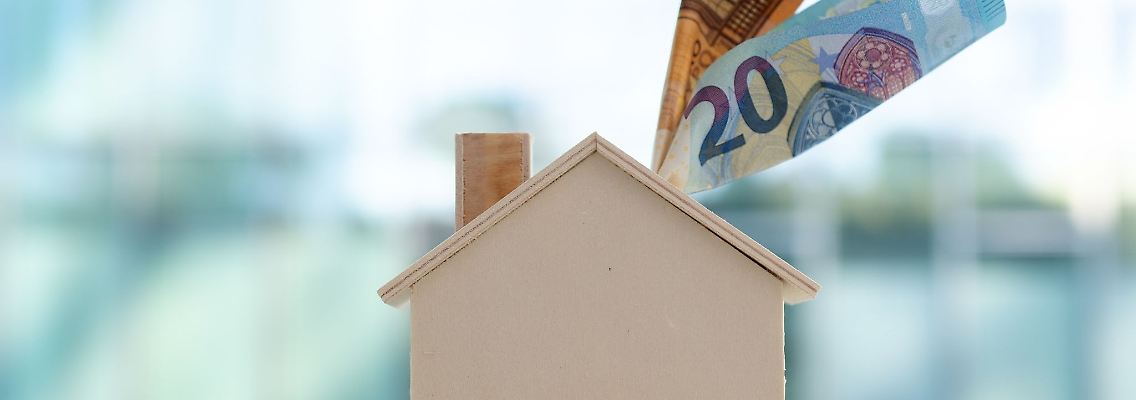 Viele Fachleute glauben, dass Bauzinsen deutlich zulegen werden. Die Zeiten mit extrem günstigen Immobilienfinanzierungen dürften damit vorbei sein.