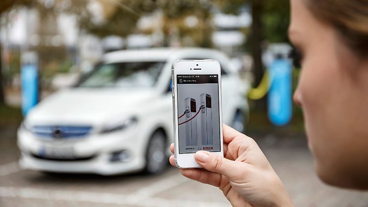 Ladesäulen lassen sich beispielsweise per App freischalten.