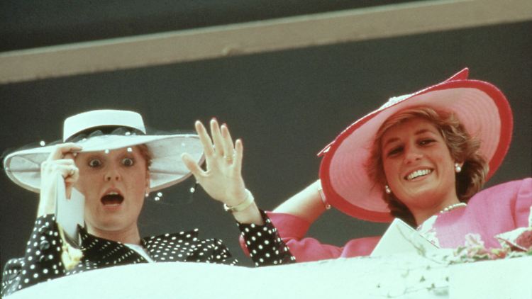 Waren gute Freundinnen: "Fergie" und Prinzessin Diana (v.l.)