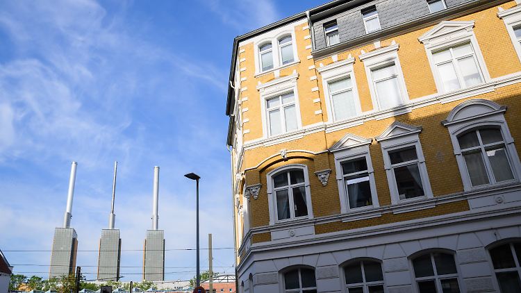 Günstiger als über den Wärmesektor ließe sich CO2 per Emissionshandel sparen, meint Ökonom Manuel Frondel.