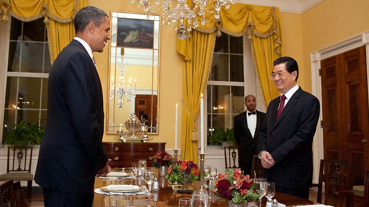 Treffen der Supermächte: Chinas Präsident Hu mit US-Präsident Obama.