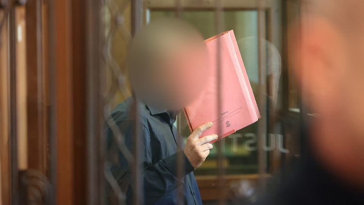 Der Mann hätte wahnbedingt gehandelt, er hätte angenommen, dass das Unfallopfer seine Tochter sein könnte, heißt es in dem Urteil.