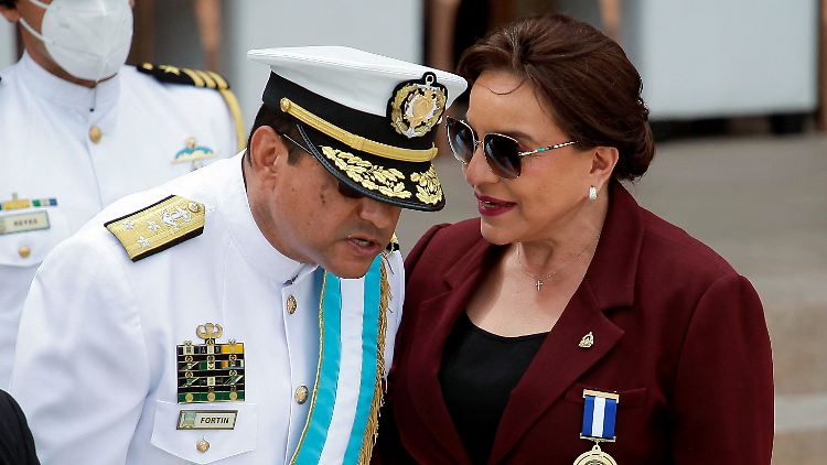 Honduras Präsidentin Xiomara Castro (r.) kehrt Taiwan den Rücken.