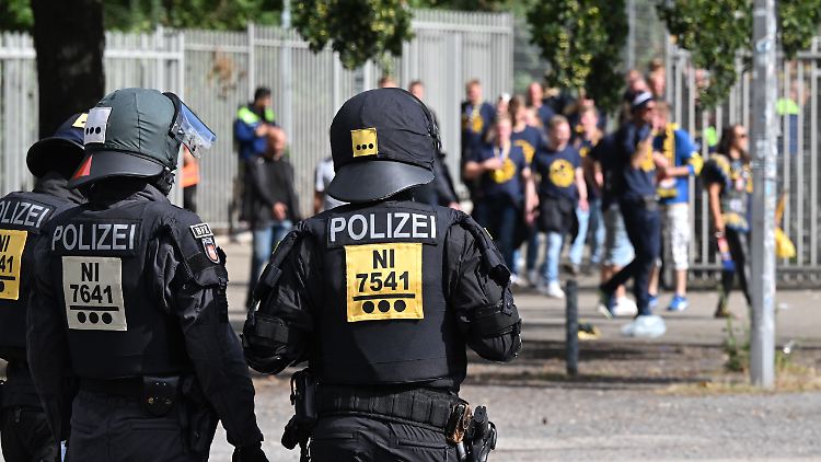 Das Derby ist eines der brisantesten im deutschen Fußball.
