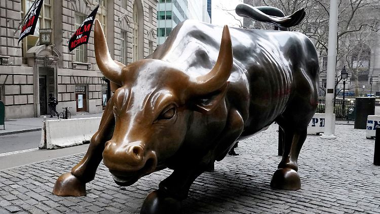 2023-03-16T050032Z_768086029_RC2SUZ9RMWVK_RTRMADP_3_USA-MARKETS-RECESSION.JPG