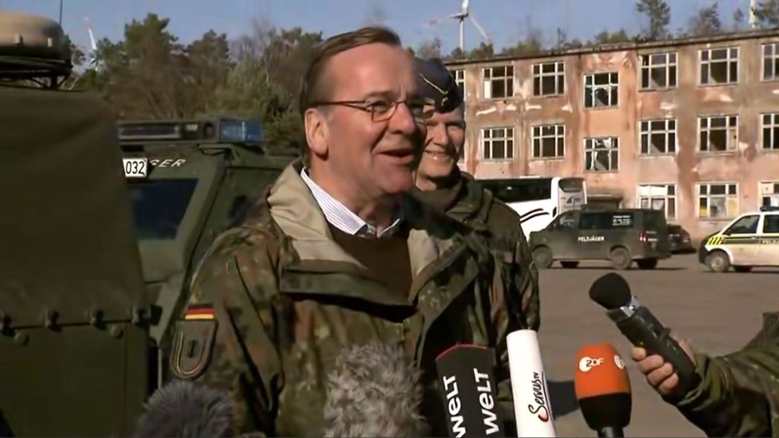 PistoriusHandy.JPG