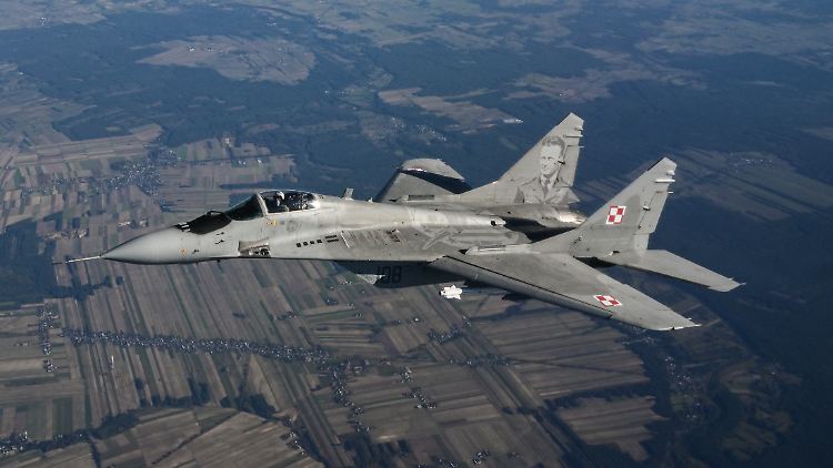 Berlin liegt bislang kein Antrag aus Polen zur Genehmigung der MiG -29 vor. Und so hält sich die Bundesregierung bedeckt.