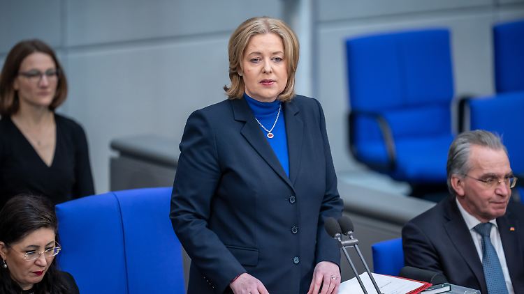 Die Wahlrechtsreform geht Bärbel Bas noch nicht weit genug.