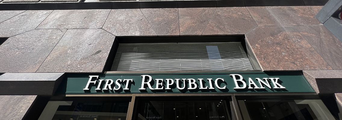 Elf US-Banken hatten der Bank mit einer konzertierten Aktion unter die Arme gegriffen.
