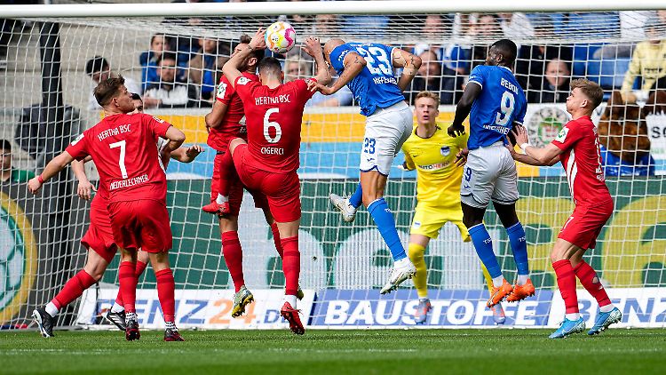 Handspiel Hertha, Strafstoß Hoffenheim.
