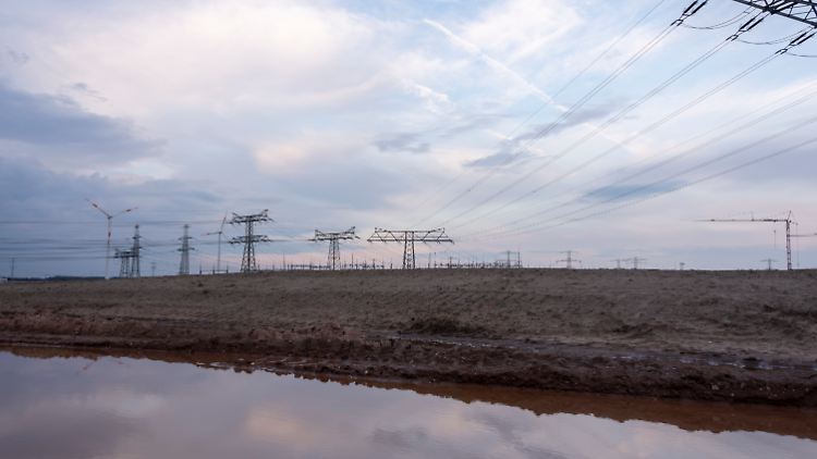 Der globale Energiebedarf wächst, die Emissionen steigen ebenfalls. 