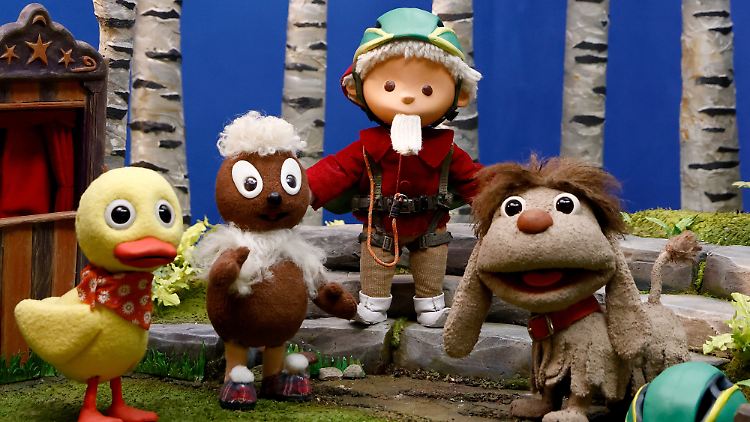 Die Figuren Schnatterinchen, Pittiplatsch, Sandmann und Moppi (v.l.) begleiten viele Kinder abends in die Schlafenszeit.