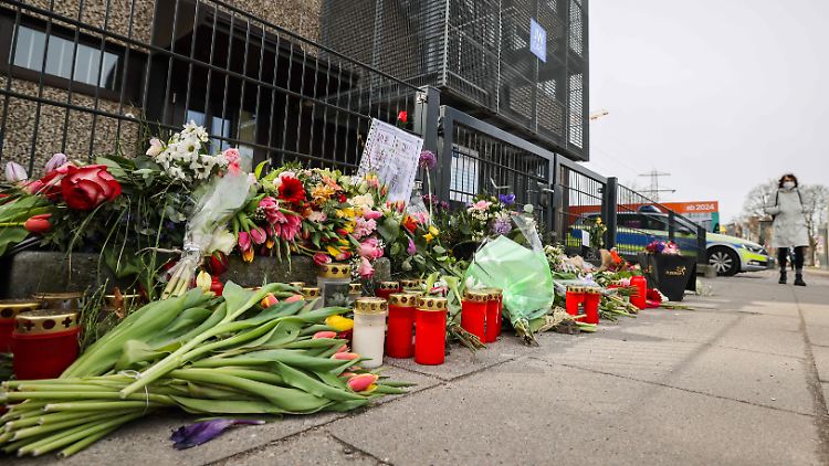 Philipp F. hatte während eines Gottesdienstes der Zeugen Jehovas sieben Menschen und anschließend sich selbst erschossen.