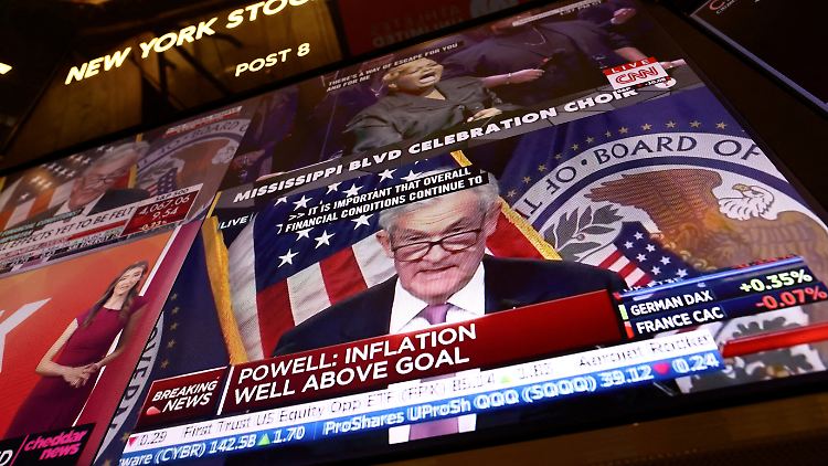 Fed-Chef Powell hat angekündigt, die Inflation weiter nach unten zu drücken. 